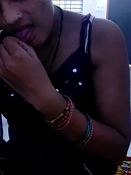 Snapshot of Hot_hania chatting on 11-25-25, 08:25 Hot hania online show from 11-25-25, 08:25