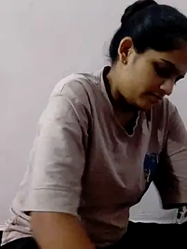 Snapshot of Hot_hania chatting on 11-27-25, 04:36 Hot hania online show from 11-27-25, 04:36