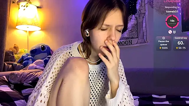 Snapshot of FairyLuna chatting on 11-28-25, 11:07 FairyLuna online show from 11-28-25, 11:07