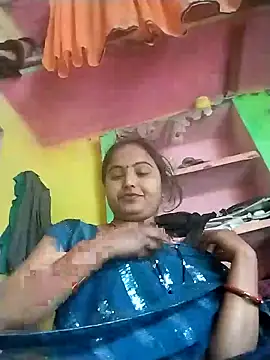 Snapshot of Pooja_hote chatting on 11-23-25, 07:08 Pooja hote online show from 11-23-25, 07:08