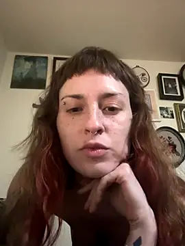 Snapshot of ashtrayhaterz chatting on 11-22-25, 12:04 ashtrayhaterz online show from 11-22-25, 12:04