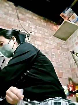 Snapshot of Mina217 chatting on 12-14-25, 08:30 Mina217 online show from 12-14-25, 08:30