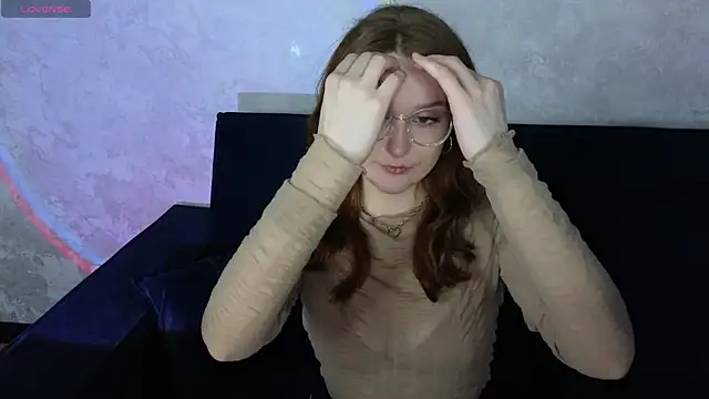 Snapshot of Ginger_Kristin chatting on 02-17-26, 06:54 Ginger Kristin online show from 02-17-26, 06:54