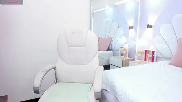 thalia nichols online show from 03-14-26, 08:36