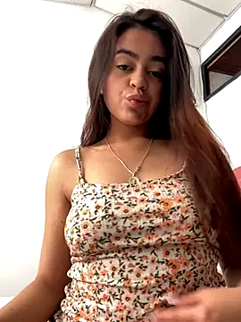 Snapshot of KityOlivia chatting on 11-23-25, 02:17 KityOlivia online show from 11-23-25, 02:17