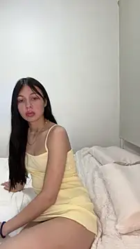 Snapshot of heyitsmia chatting on 11-26-25, 12:55 heyitsmia online show from 11-26-25, 12:55