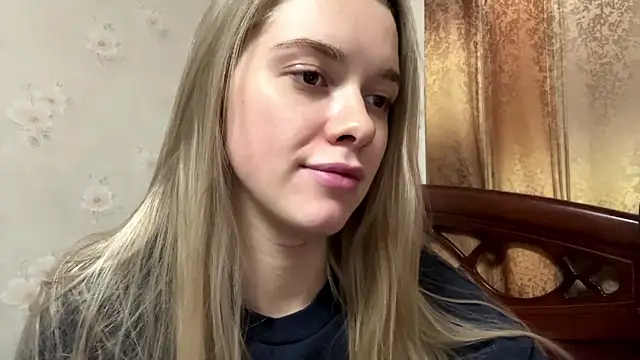 Snapshot of MichikoWienandt chatting on 12-01-25, 02:11 MichikoWienandt online show from 12-01-25, 02:11