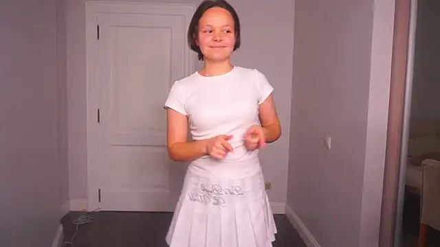 Snapshot of MerriCarros chatting on 11-23-25, 11:54 MerriCarros online show from 11-23-25, 11:54