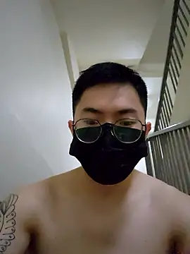 Snapshot of Valerious180 chatting on 01-17-26, 05:38 Valerious180 online show from 01-17-26, 05:38