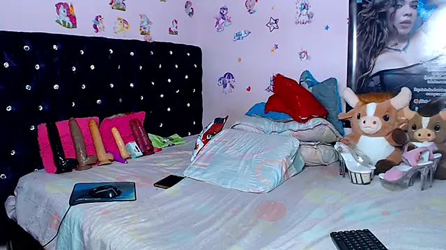 ShantalTsFox online show from 04-16-26, 01:39