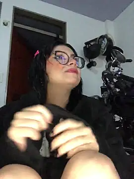 Snapshot of Miharu_ chatting on 12-04-25, 09:56 Miharu online show from 12-04-25, 09:56