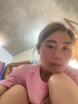 meganmeo online show from 04-12-26, 06:07