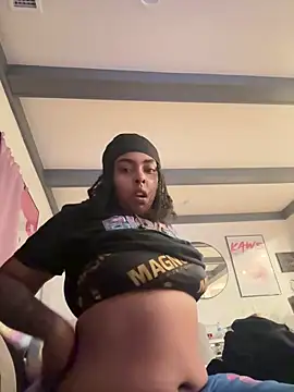 Snapshot of seductivefreak7 chatting on 04-14-26, 10:21 seductivefreak7 online show from 04-14-26, 10:21