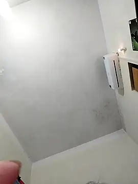 LisantLy online show from 01-13-26, 01:49