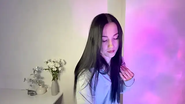 Snapshot of Beautyofnlka chatting on 12-01-25, 12:10 Beautyofnlka online show from 12-01-25, 12:10