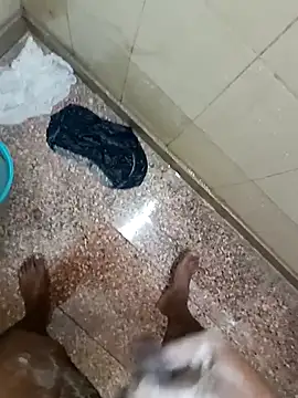 Snapshot of ray_buny chatting on 11-25-25, 03:17 ray buny online show from 11-25-25, 03:17