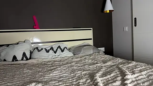 stellaqt online show from 12-15-25, 03:49