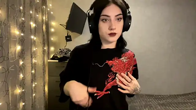 Meowluly online show from 01-11-26, 09:42