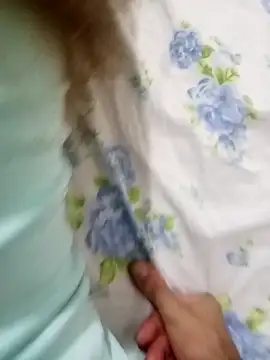 Snapshot of Alexodettej chatting on 12-14-25, 04:29 Alexodettej online show from 12-14-25, 04:29