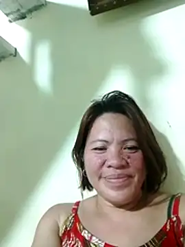 Snapshot of Smilinglovely chatting on 07-29-26, 03:26 Smilinglovely online show from 07-29-26, 03:26