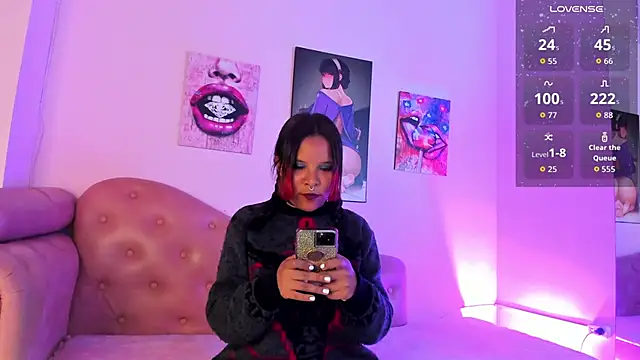 Snapshot of A_Good_Witch chatting on 12-05-25, 12:47 A Good Witch online show from 12-05-25, 12:47