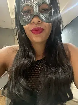 Snapshot of LunnaMaska chatting on 01-10-26, 01:40 LunnaMaska online show from 01-10-26, 01:40