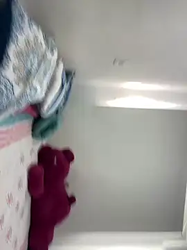 Snapshot of falkony chatting on 03-07-26, 08:39 falkony online show from 03-07-26, 08:39