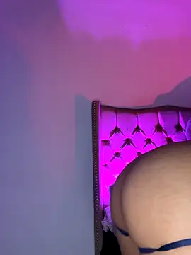 Snapshot of KarolRojas_22 chatting on 12-04-25, 12:31 KarolRojas 22 online show from 12-04-25, 12:31