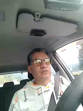 Snapshot of ChrisFloresP chatting on 06-06-26, 05:50 ChrisFloresP online show from 06-06-26, 05:50