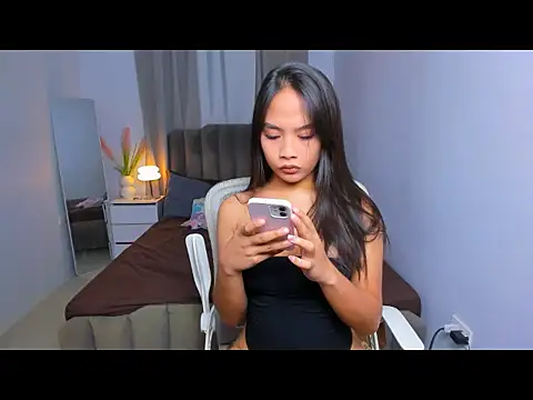 Snapshot of Laureen_BrownXxx chatting on 07-15-26, 11:48 Laureen BrownXxx online show from 07-15-26, 11:48