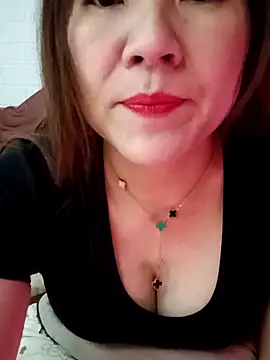 Lily-ross22 online show from 02-12-26, 01:06