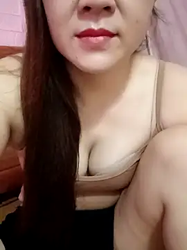 Snapshot of Lily-ross22 chatting on 07-17-26, 07:37 Lily-ross22 online show from 07-17-26, 07:37