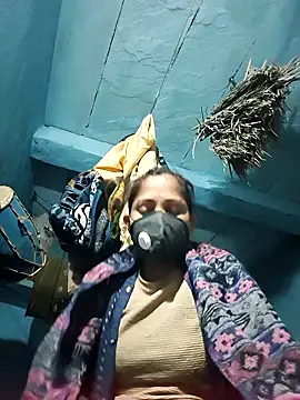 Snapshot of Punam_panjabi chatting on 12-13-25, 10:37 Punam panjabi online show from 12-13-25, 10:37