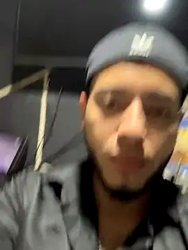 Snapshot of tratosucio chatting on 12-01-25, 06:13 tratosucio online show from 12-01-25, 06:13