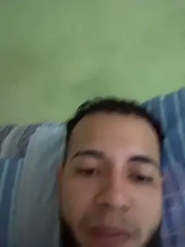 Snapshot of tratosucio chatting on 03-18-26, 04:10 tratosucio online show from 03-18-26, 04:10