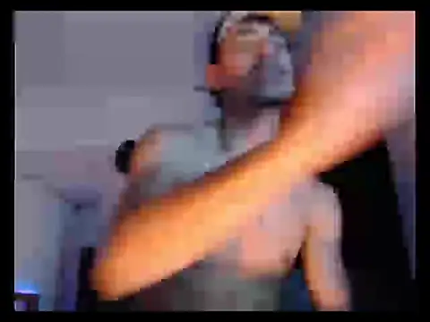 Snapshot of Da_usma00 chatting on 11-26-25, 03:24 Da usma00 online show from 11-26-25, 03:24