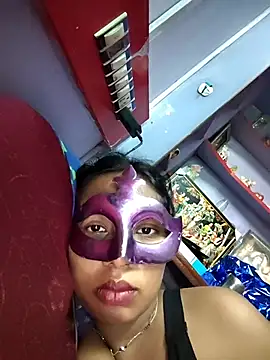 Snapshot of aarti03fb chatting on 06-18-26, 09:14 aarti03fb online show from 06-18-26, 09:14