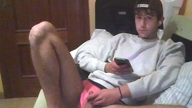 Snapshot of Hugoo_21 chatting on 12-13-25, 11:10 Hugoo 21 online show from 12-13-25, 11:10