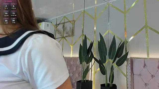 Snapshot of Lola_saenz_ chatting on 02-18-26, 11:50 Lola saenz online show from 02-18-26, 11:50