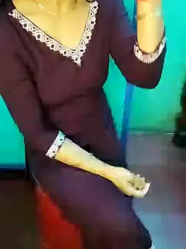 Snapshot of Myraajii chatting on 03-08-26, 09:57 Myraajii online show from 03-08-26, 09:57