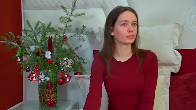 Snapshot of LilyLanes chatting on 12-17-25, 06:41 LilyLanes online show from 12-17-25, 06:41