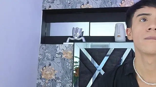 megan lenon online show from 07-15-26, 06:24