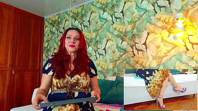 Snapshot of Madame_Angelic_1 chatting on 07-16-26, 04:07 Madame Angelic 1 online show from 07-16-26, 04:07