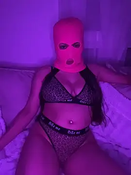 Snapshot of linaatchikita chatting on 02-04-26, 10:04 linaatchikita online show from 02-04-26, 10:04