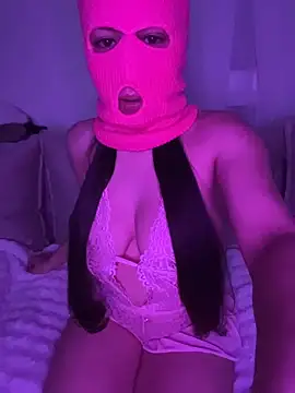 Snapshot of linaatchikita chatting on 02-06-26, 08:45 linaatchikita online show from 02-06-26, 08:45