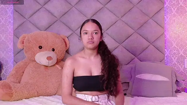 TinyCurlQueen online show from 12-05-25, 07:54