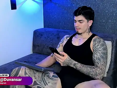 Snapshot of _mrcock__ chatting on 05-21-26, 05:36 mrcock online show from 05-21-26, 05:36