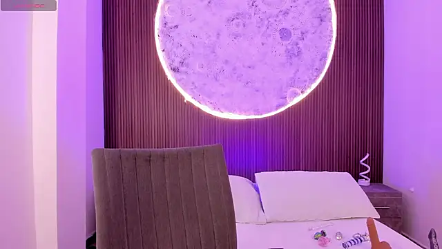 Snapshot of IvannaVolk_ chatting on 02-04-26, 05:13 IvannaVolk online show from 02-04-26, 05:13