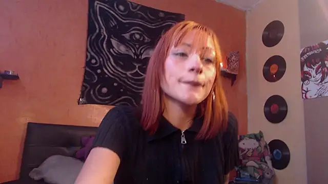 Snapshot of Layla_quinn chatting on 06-24-26, 02:16 Layla quinn online show from 06-24-26, 02:16