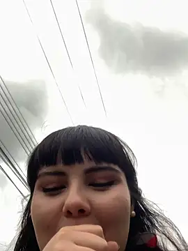 Snapshot of Yuliks_ chatting on 12-02-25, 03:40 Yuliks online show from 12-02-25, 03:40